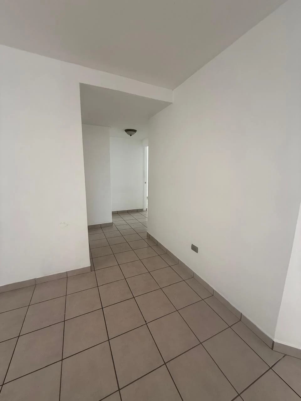 Apartamento en renta zona 14 la Villa — Apartamento en Alquiler en Zona 14, Guatemala, Ciudad — foto 3 de 8