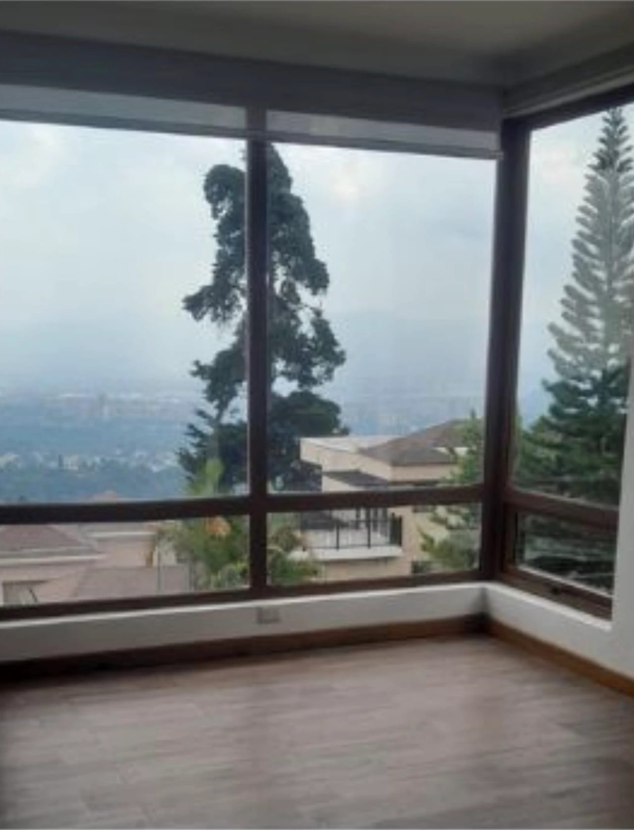 Rento casa en Carretera a El Salvador KM. 12 CONDOMINIO EXCLUSIVO — Casa en Alquiler en Alto Valle, Carretera a El Salvador, Guatemala, Ciudad — foto 2 de 10