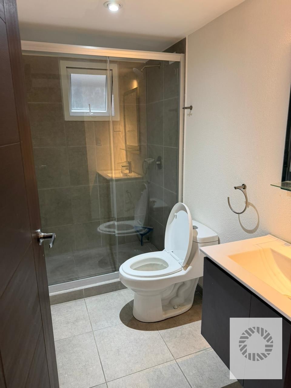Bonito Apartamento — Apartamento en Alquiler en Parque Mateo, Zona 7, Guatemala, Ciudad — foto 4 de 12