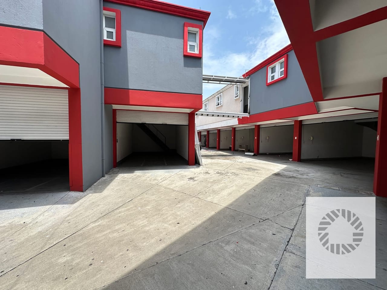 ¡OFIBODEGUITAS EN RENTA EN SANTA RITA, ZONA 3 DE MIXCO! — Bodega / Ofibodega en Alquiler en Zona 3 Mixco, Guatemala, Ciudad — foto 1 de 4
