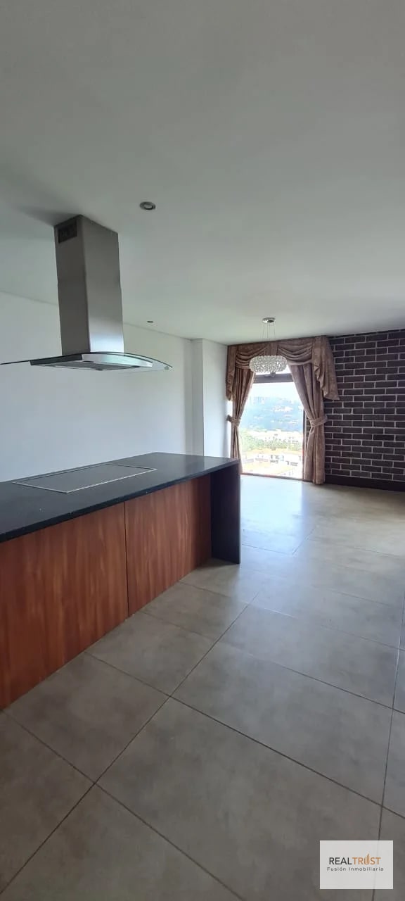 RENTO APARTAMENTO EN VIÚ CAYALÁ - 6