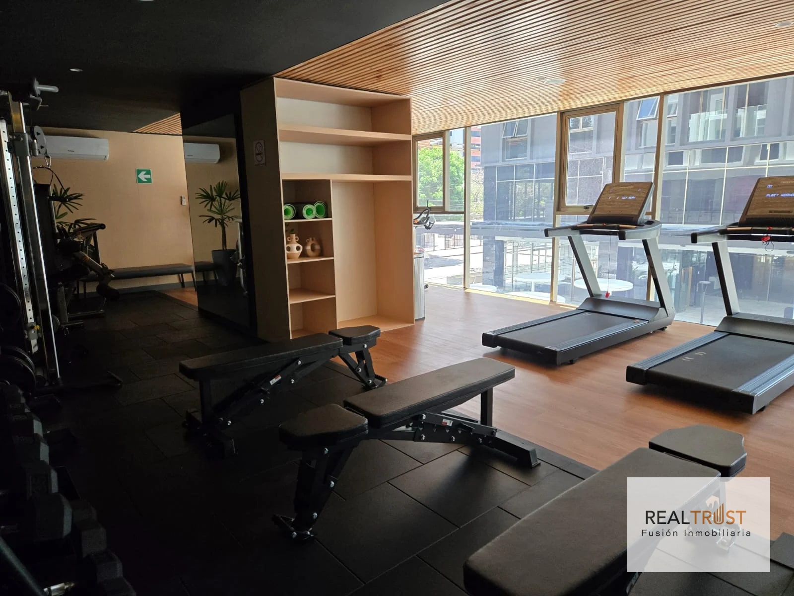 Apartamento nuevo en renta Edificio Atarah corazón de zona 10 - 14