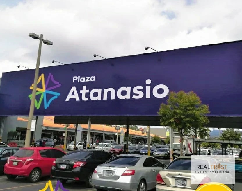 LOCAL EN RENTA C.C Plaza Atansio - 1