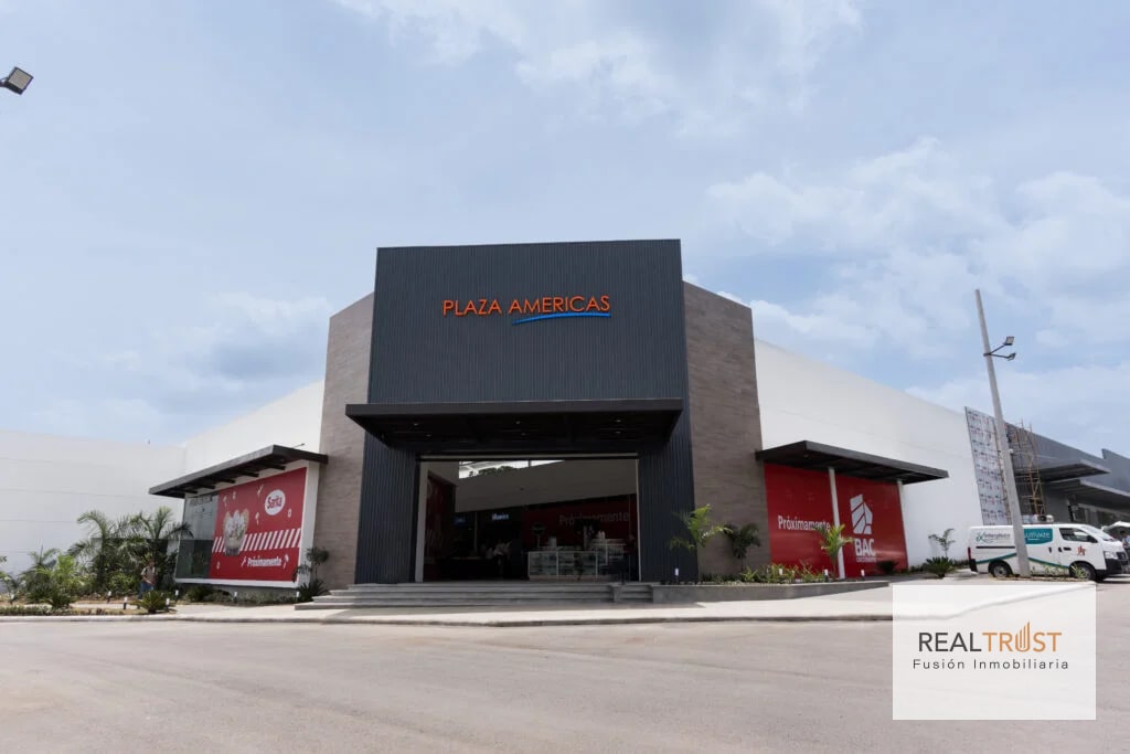 LOCAL EN RENTA C.C. Plaza Americas Mazatenango - 1