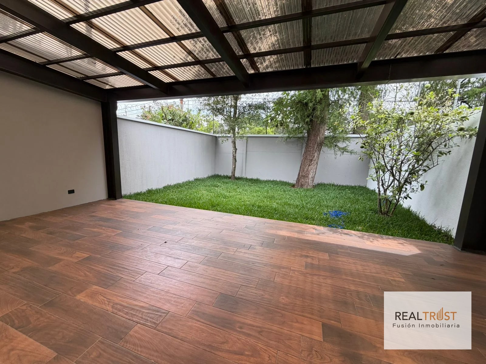 CASA NUEVA PARA ESTRENAR EN EL TAJÍN KM 18 CES — Casa en Venta en El Tajin, Carretera a El Salvador, Guatemala, Ciudad — foto 13 de 17