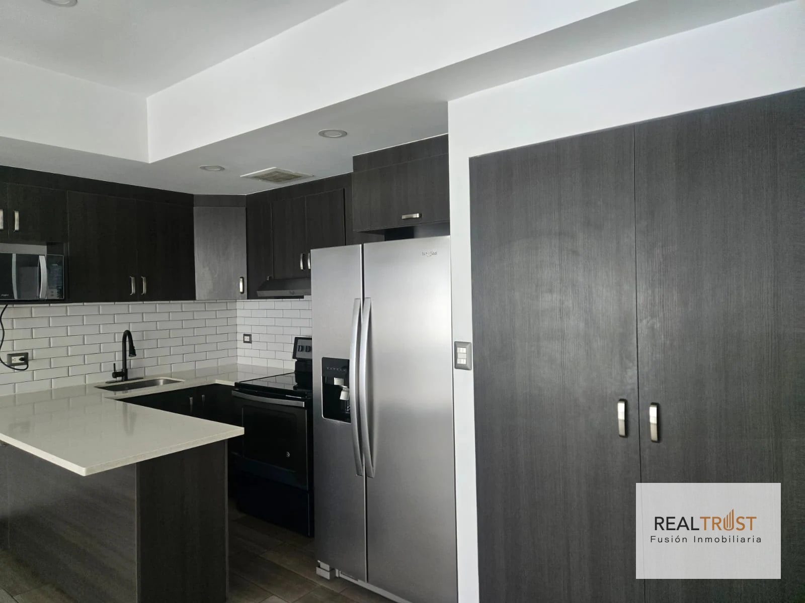 Apartamento en Edificio Tres15 zona 13 — Apartamento en Alquiler en Tres15, Zona 13, Guatemala, Ciudad — foto 4 de 10