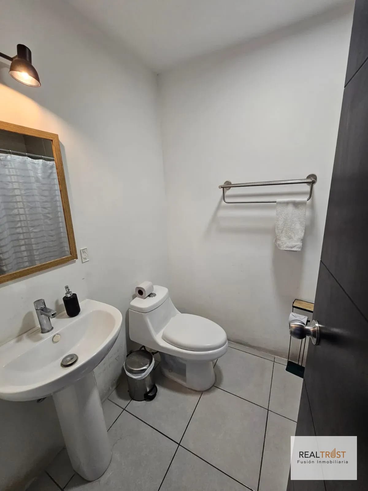 VENTA APARTAMENTO FULL AMUEBLADO EN MUSEO SAN MATEO ZONA 7 — Apartamento en Venta en Zona 7, Guatemala, Ciudad — foto 3 de 9