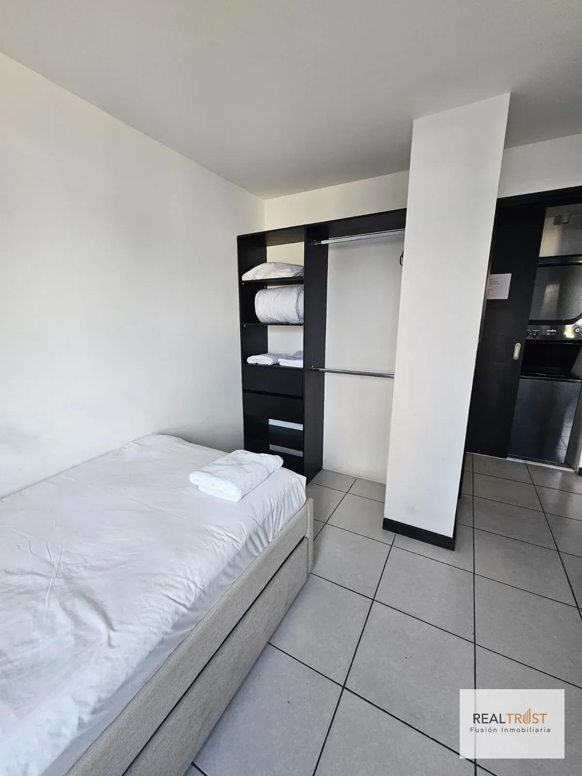 VENTA APARTAMENTO FULL AMUEBLADO EN MUSEO SAN MATEO ZONA 7 — Apartamento en Venta en Zona 7, Guatemala, Ciudad — foto 4 de 9