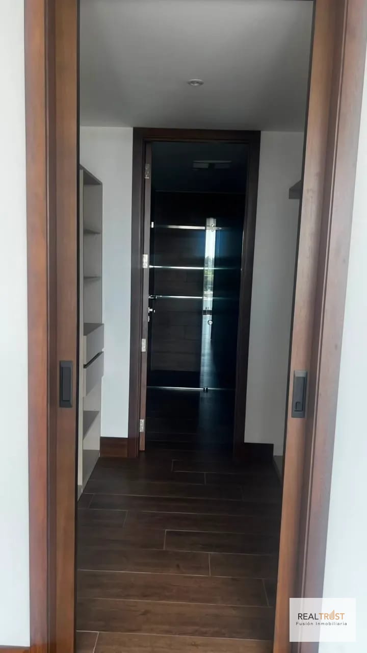 APARTAMENTO EN RENTA EDIFICIO GAURA Zona 15 VH1 — Apartamento en Alquiler en Zona 15, Guatemala, Ciudad — foto 7 de 14