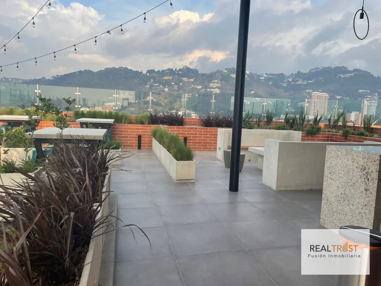 VENDO APARTAMENTO EN EDIFICIO CASSIA ZONA 15 VH1 — Apartamento en Venta en Zona 15, Guatemala, Ciudad — foto 4 de 17
