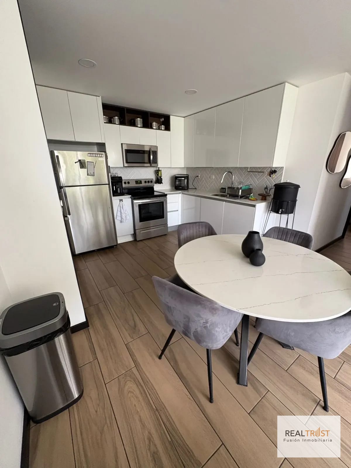 VENDO APARTAMENTO EN EDIFICIO CASSIA ZONA 15 VH1 — Apartamento en Venta en Zona 15, Guatemala, Ciudad — foto 14 de 17