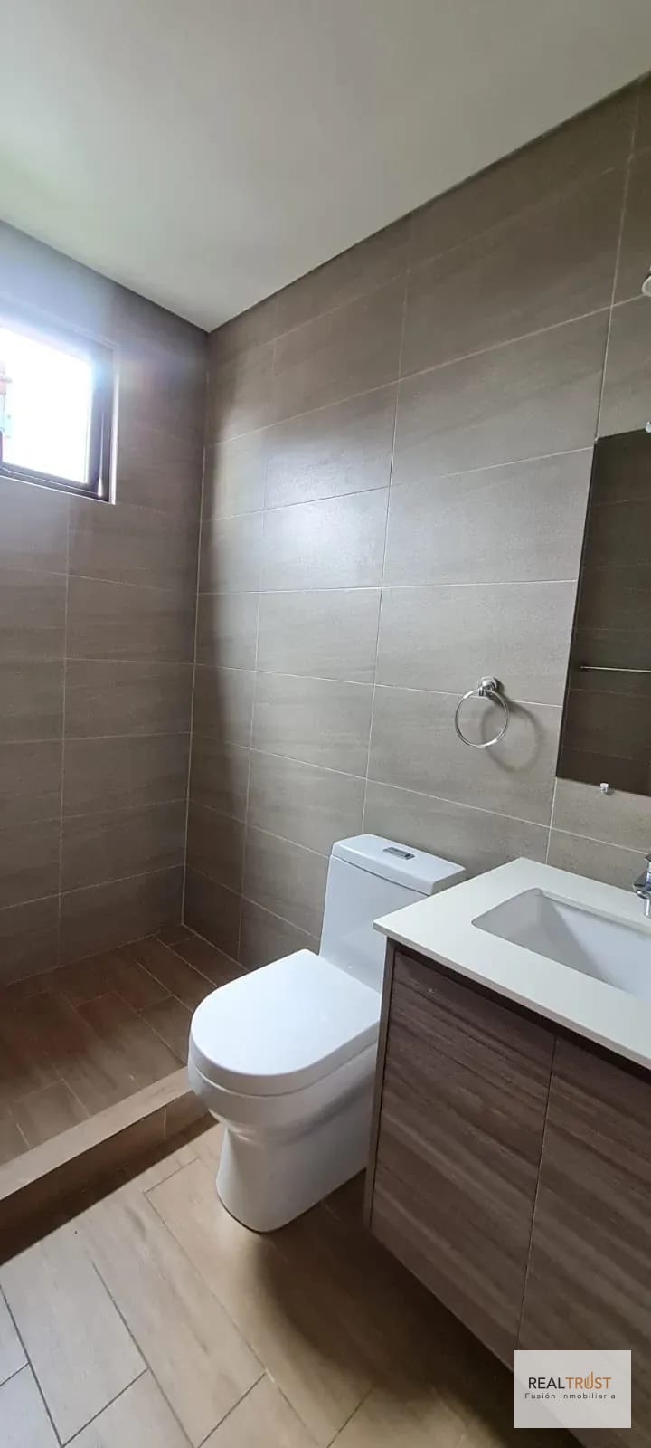 VENDO APARTAMENTO ZONA 15, VISTA HERMOSA 1 — Apartamento en Venta en Zona 15, Guatemala, Ciudad — foto 6 de 8