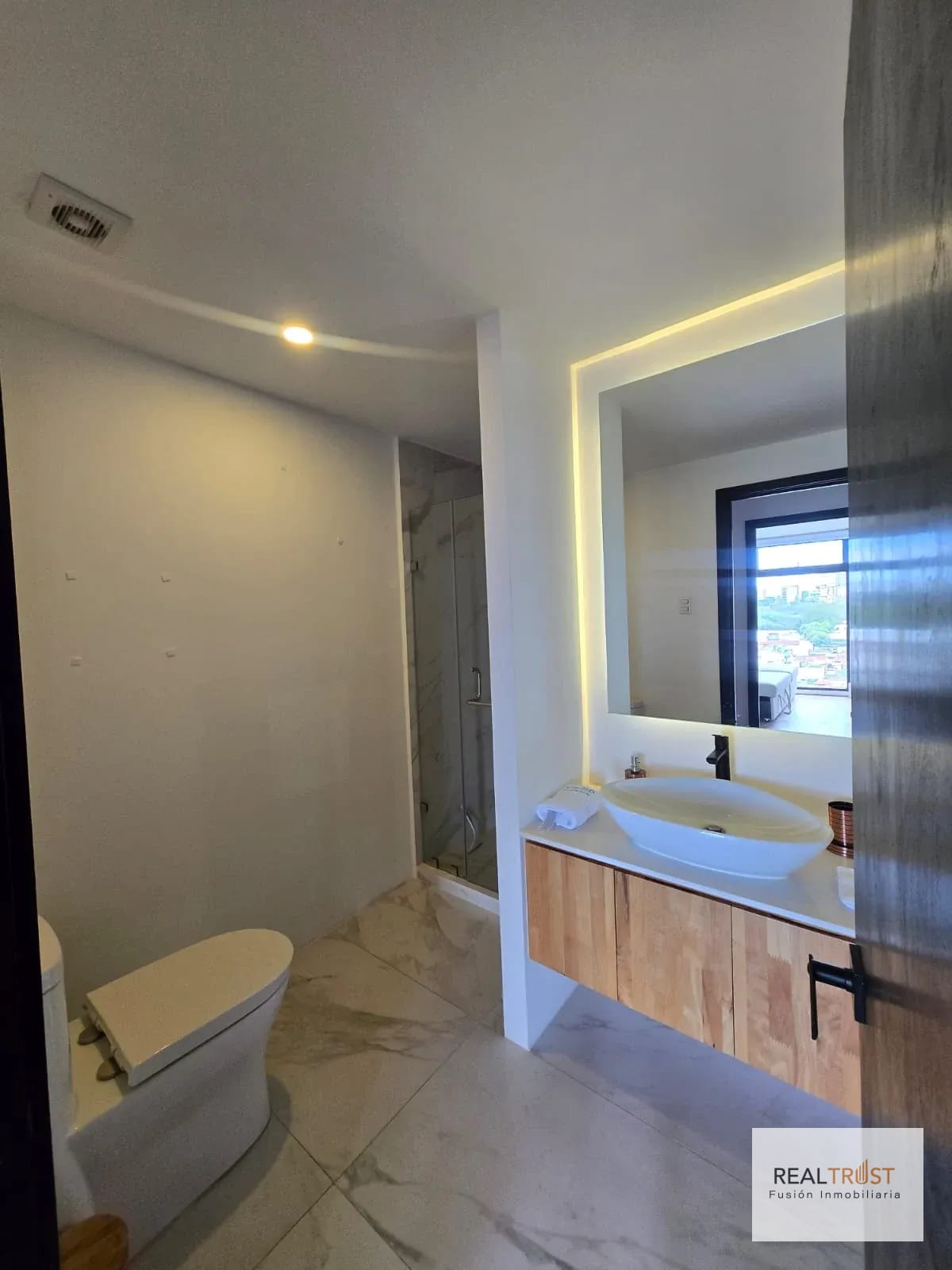 Apartamento full amueblado zona 5 Edificio Centrico — Apartamento en Venta en Zona 5, Guatemala, Ciudad — foto 5 de 13