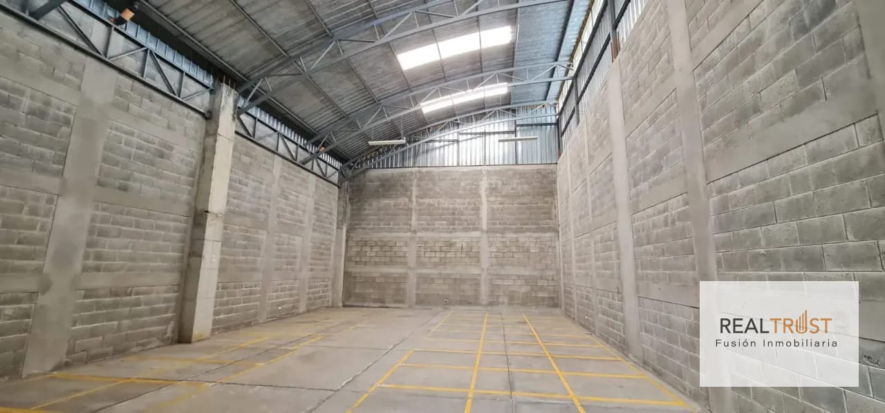 RENTO OFIBODEGA EN EL NARANJO — Bodega / Ofibodega en Alquiler en Zona 4 Mixco, Guatemala, Ciudad — foto 4 de 5