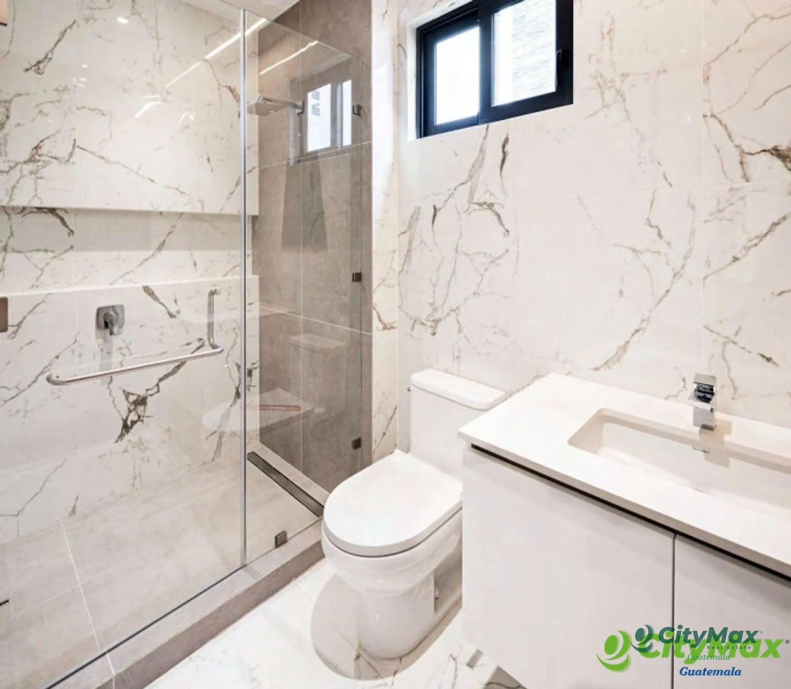 En venta Lujosa Casa en la zona 16 El Pulte - 4