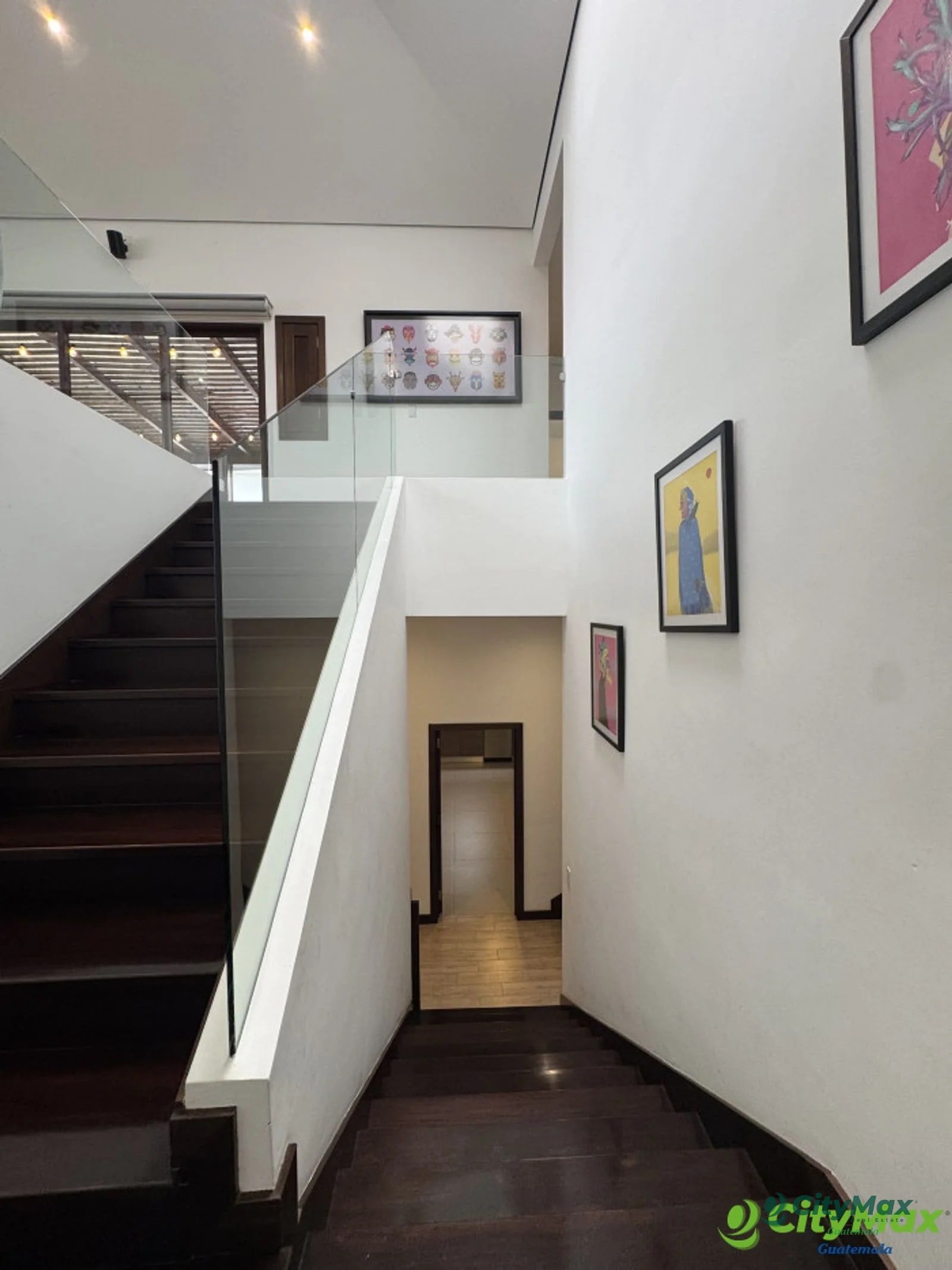 Casa de venta en Lomas de San Isidro Zona 16 - 7