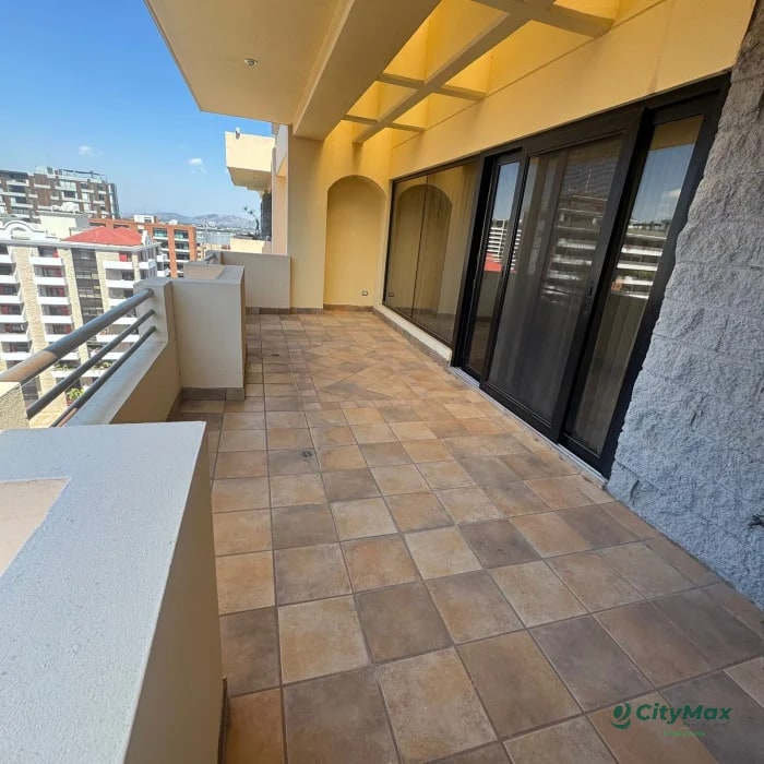 Penthouse en Venta zona 10 cerca de La Estación - 7