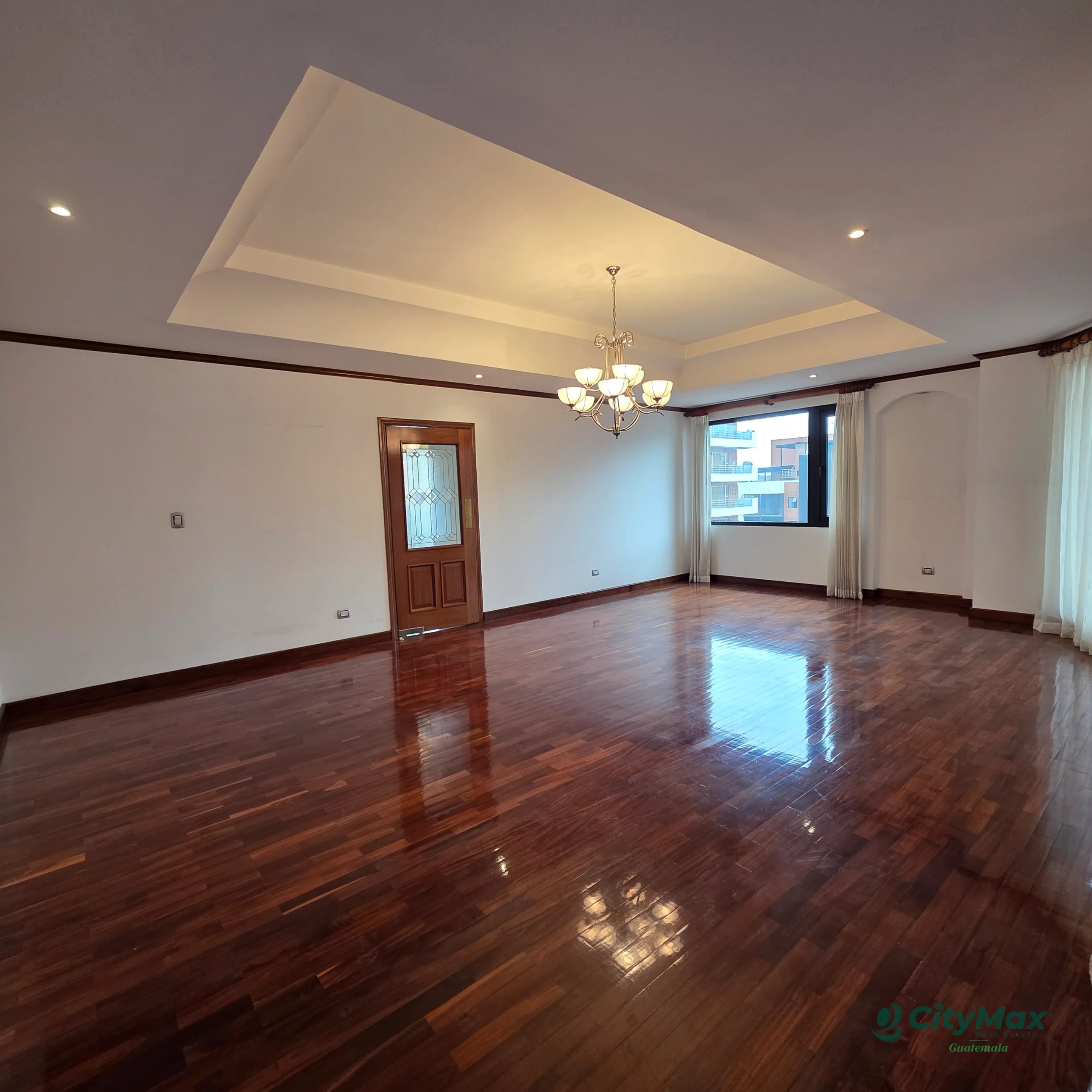 Penthouse en Venta zona 10 cerca de La Estación — Apartamento en Venta en Torre Castelar, Zona 10, Guatemala, Ciudad — foto 10 de 16