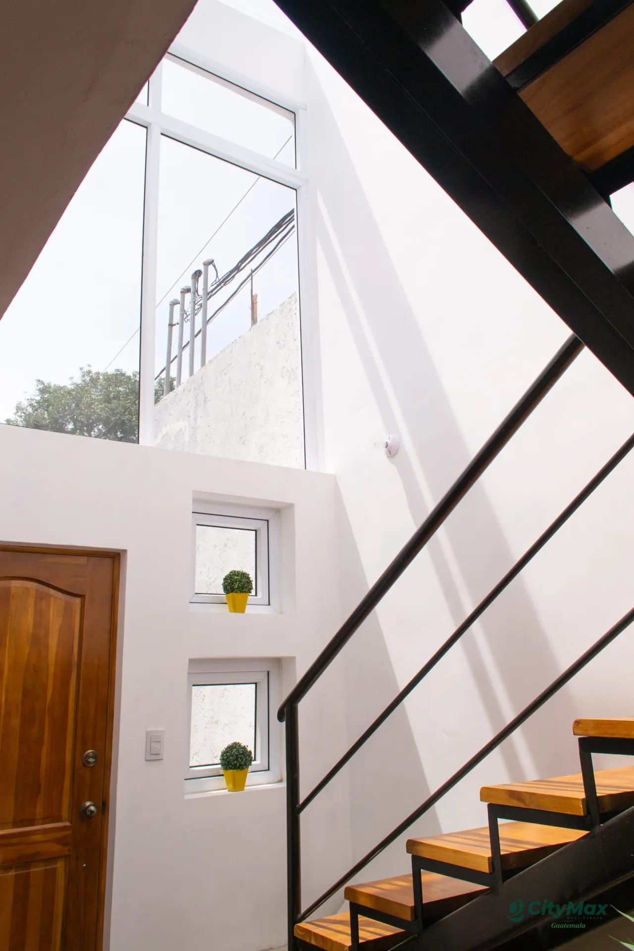 Casa en Villas Las Vistas Versalles Carretera Salvador — Casa en Venta en Santa Elena Barillas, Guatemala, Ciudad — foto 4 de 9
