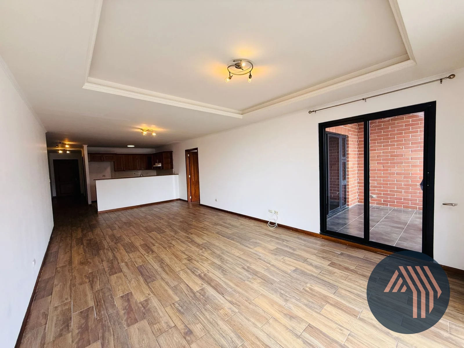 ALQUILER DE CÉNTRICO Y LINDO APARTAMENTO - TORRE DEL VALLE, ZONA 10 - 7