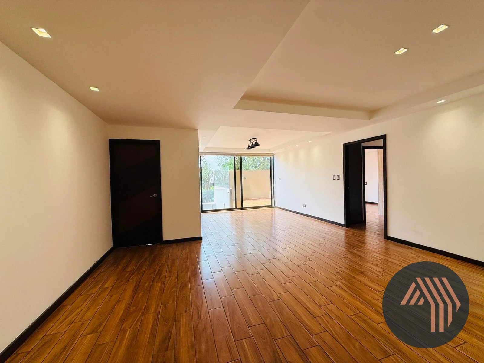 ALQUILER DE APARTAMENTO CON AMPLIA TERRAZA - DORAL, VH1 ZONA 15 - 1