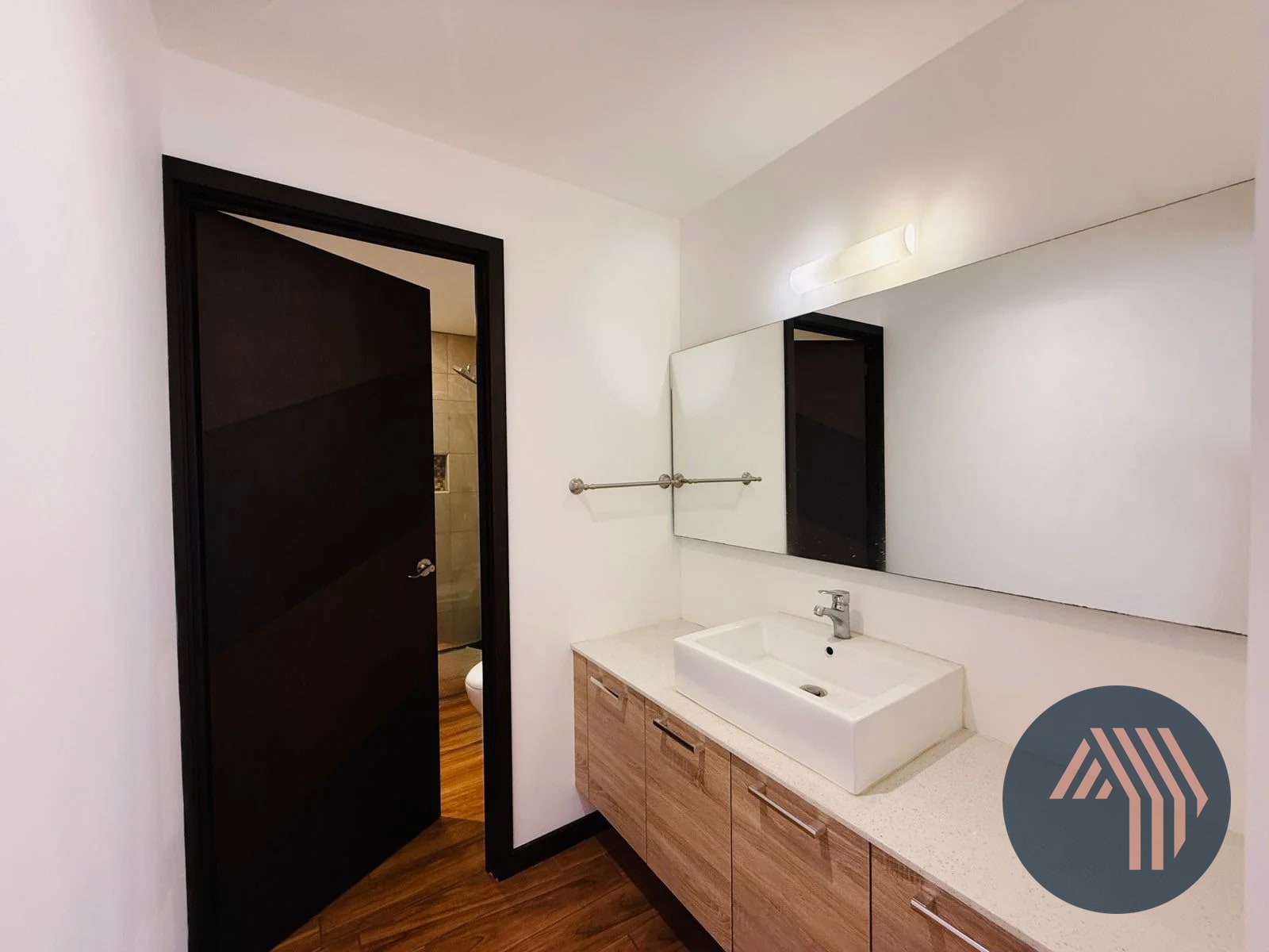 ALQUILER DE APARTAMENTO CON AMPLIA TERRAZA - DORAL, VH1 ZONA 15 - 17