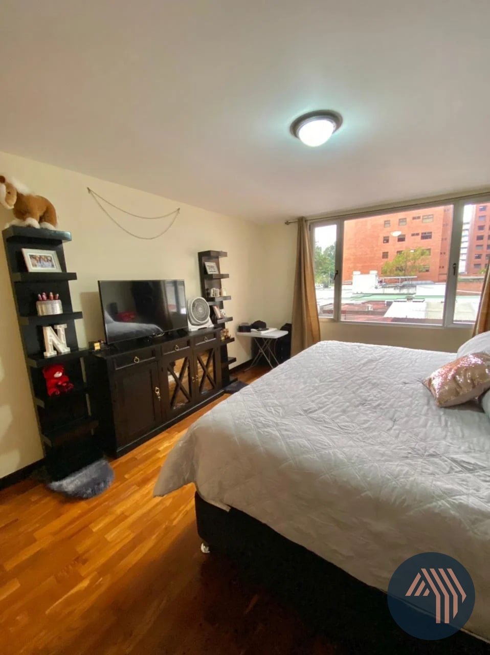 VENTA DE AMPLIO Y CÉNTRICO APARTAMENTO - ARIA, ZONA 10 - 7