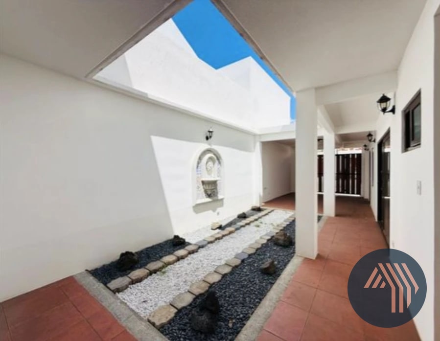 VENTA DE CASA PARA ESTRENAR - SAN LORENZO, ANTIGUA — Casa vacacional en Venta en Antigua, Sacatepéquez — foto 9 de 12