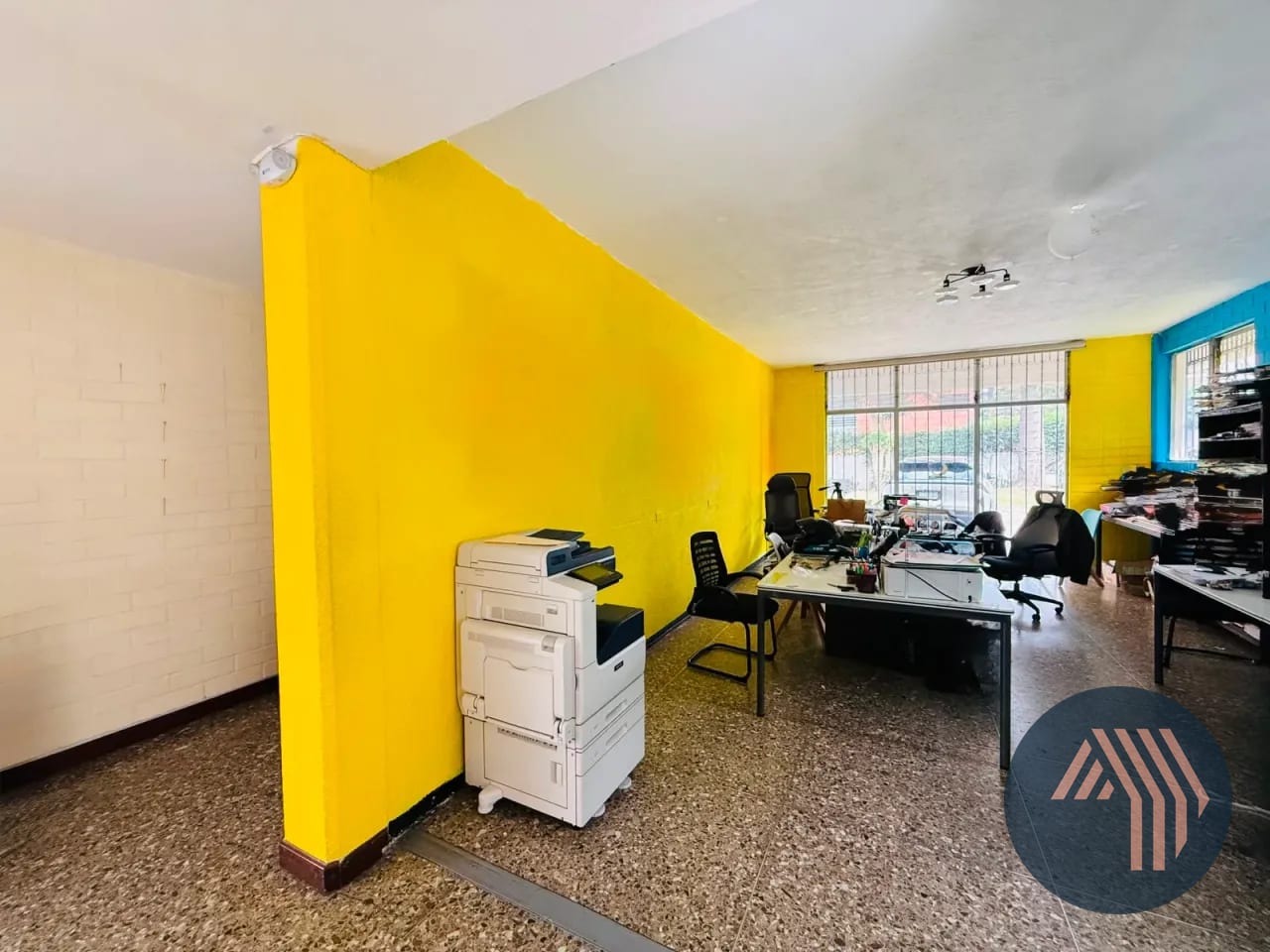 ALQUILER DE AMPLIA CASA IDEAL PARA COMERCIO U OFICINAS - ZONA 10 — Casa en Alquiler en Zona 10, Guatemala, Ciudad — foto 7 de 17