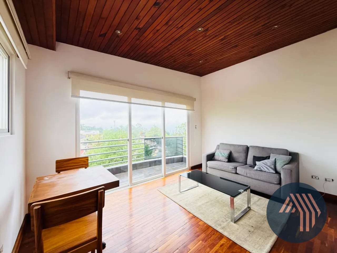 Alquiler de Lindo Apartamento Amueblado - Lindora, Zona 16 — Apartamento en Alquiler en Zona 16, Guatemala, Ciudad — foto 1 de 9