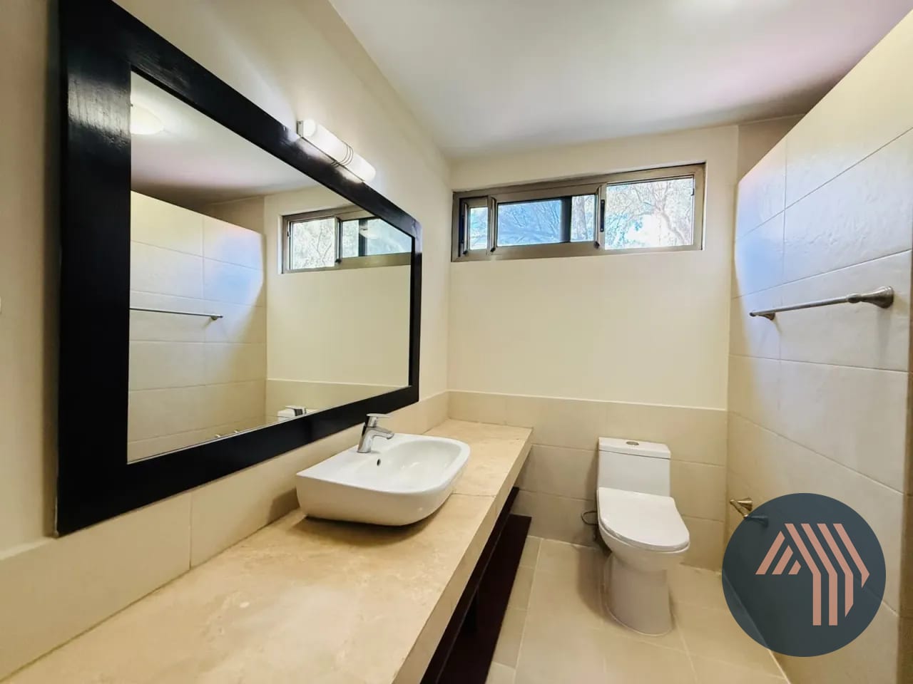 Alquiler de Lindo y Céntrico Apartamento - Cobella, Zona 14 — Apartamento en Alquiler en Cobella, Zona 14, Guatemala, Ciudad — foto 10 de 14