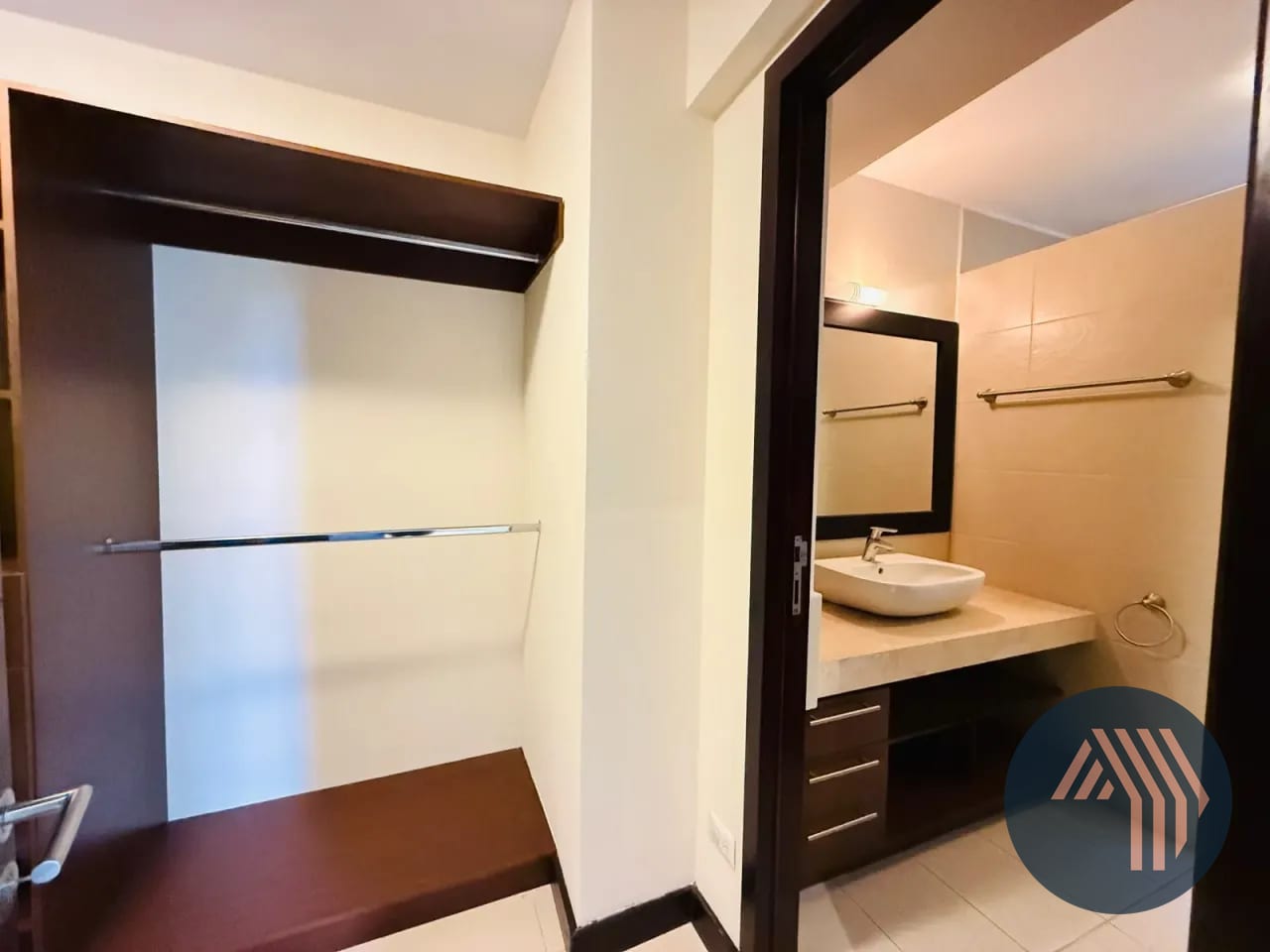 Alquiler de Lindo y Céntrico Apartamento - Cobella, Zona 14 — Apartamento en Alquiler en Cobella, Zona 14, Guatemala, Ciudad — foto 12 de 14