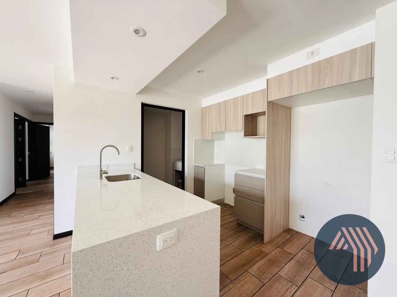 Alquiler de Apartamento para Estrenar - San Isidro 20/21, Zona 16 — Apartamento en Alquiler en San Isidro 20/21, Zona 16, Guatemala, Ciudad — foto 2 de 17