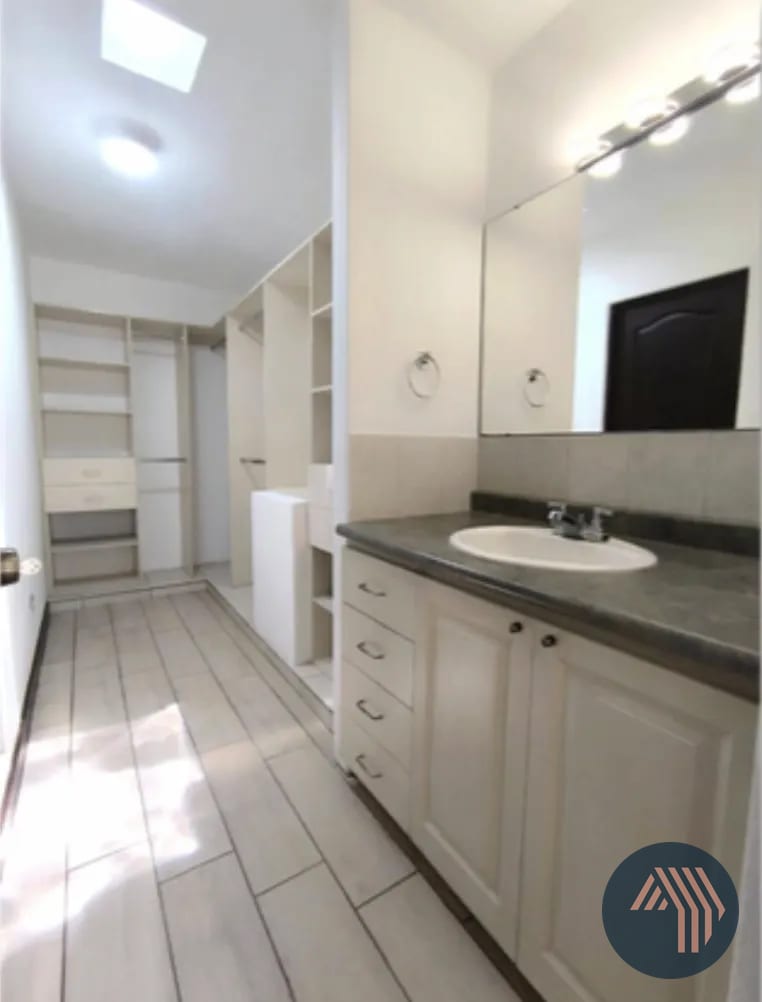 Venta de Hermosa Casa - Terravista, KM 16.5 CES — Casa en Venta en Terravista, Carretera a El Salvador, Guatemala, Ciudad — foto 10 de 17