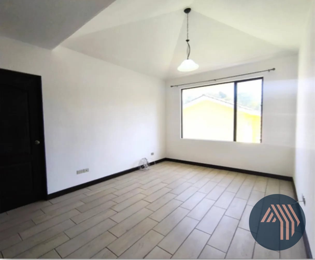 Venta de Hermosa Casa - Terravista, KM 16.5 CES — Casa en Venta en Terravista, Carretera a El Salvador, Guatemala, Ciudad — foto 14 de 17