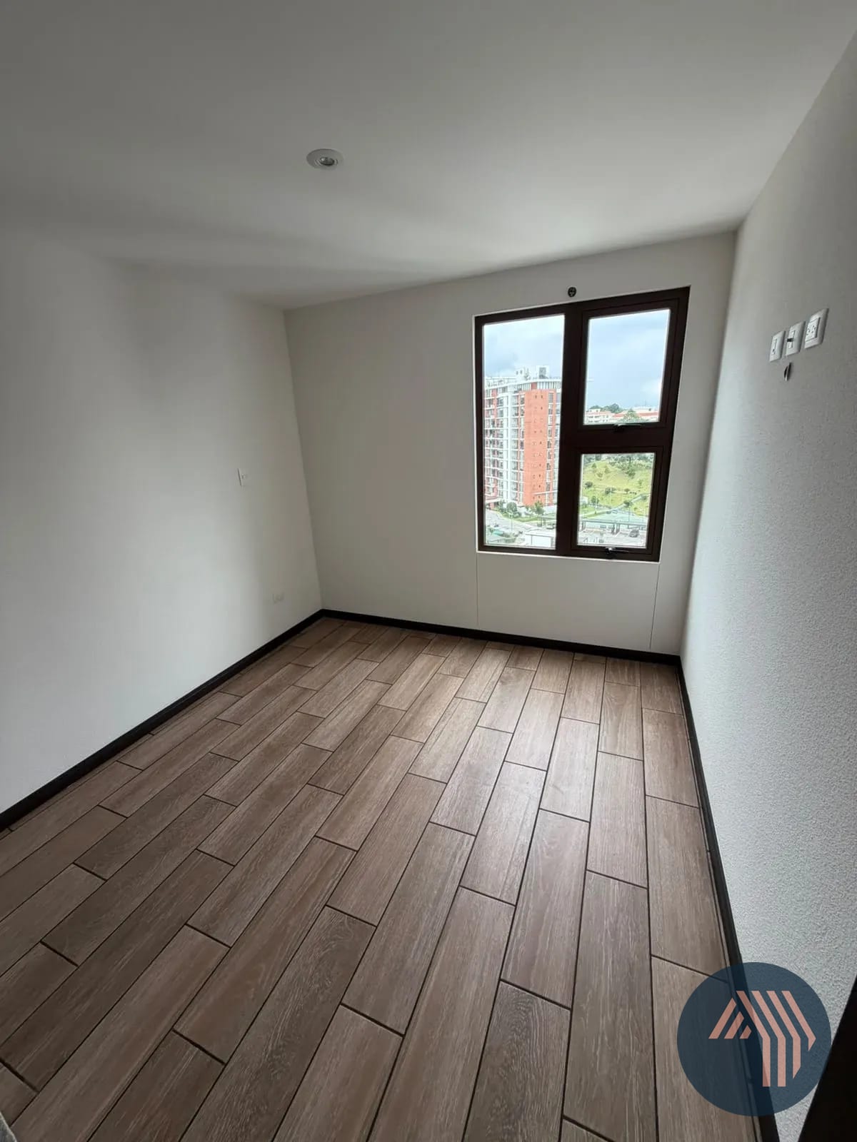 Alquiler de Apartamento para Estrenar - San Isidro 20/21, Zona 16 — Apartamento en Alquiler en San Isidro 20/21, Zona 16, Guatemala, Ciudad — foto 9 de 10