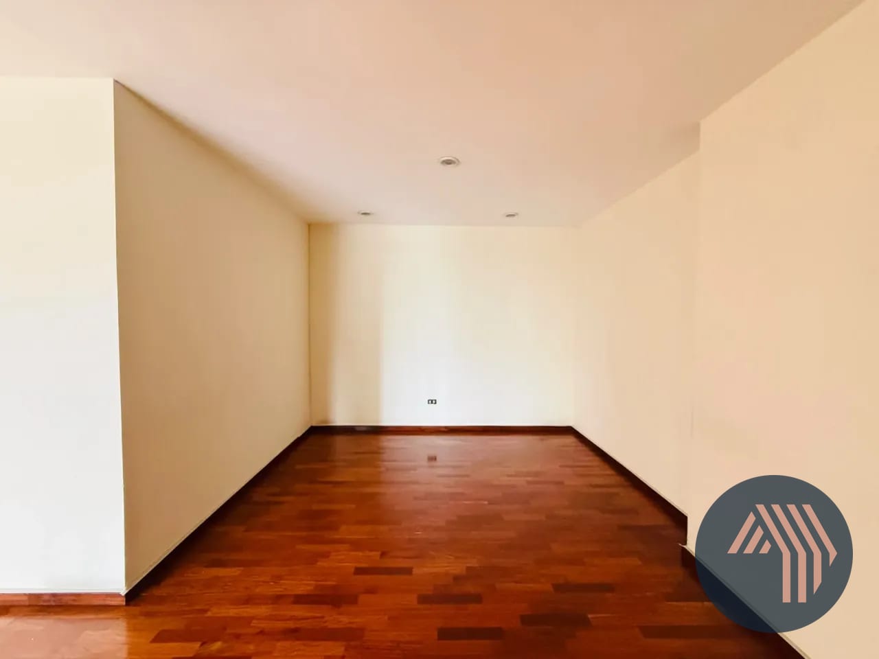 Alquiler de Hermoso Apartamento - Cobira, Zona 13 — Apartamento en Alquiler en Cobira, Zona 13, Guatemala, Ciudad — foto 6 de 15