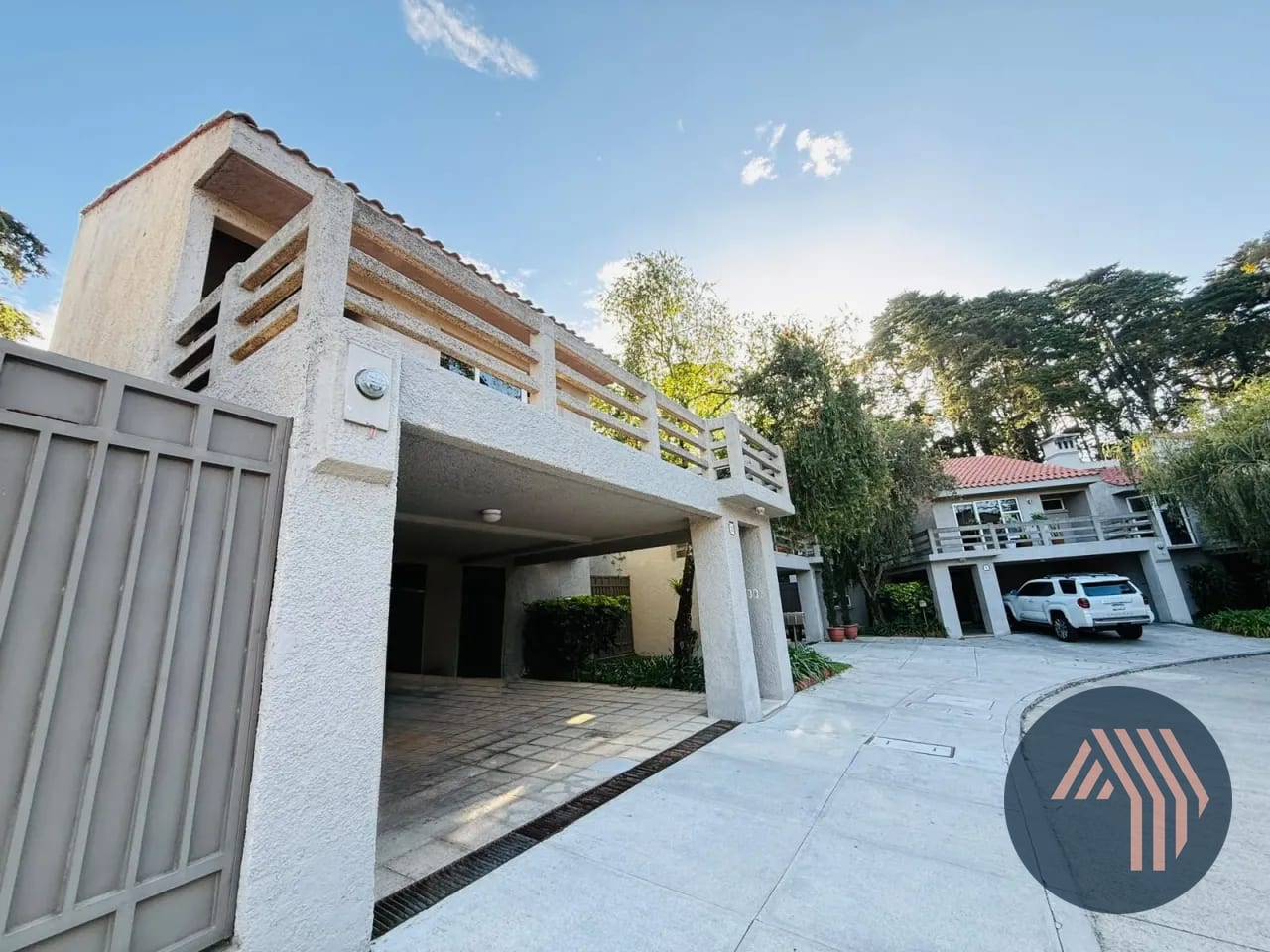 Alquiler de Casa con Lindo Jardín - Villas del Campo, KM 13.5 CES — Casa en Alquiler en Villas del Campo, Carretera a El Salvador, Guatemala, Ciudad — foto 1 de 17