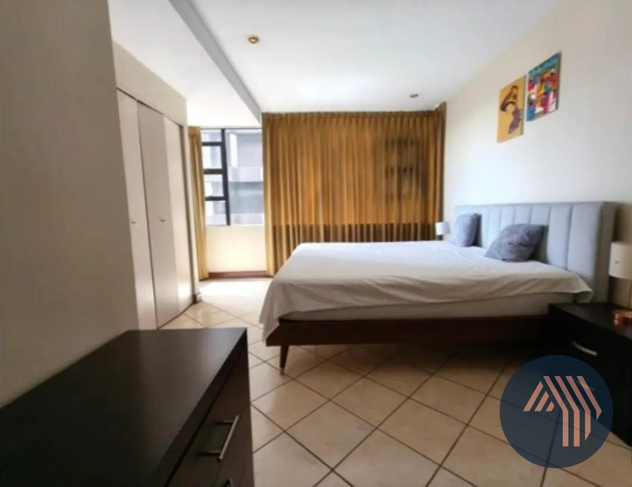 Alquiler de Cómodo Apartamento - Milenia, Zona 10 — Apartamento en Alquiler en Milenia, Zona 10, Guatemala, Ciudad — foto 6 de 10