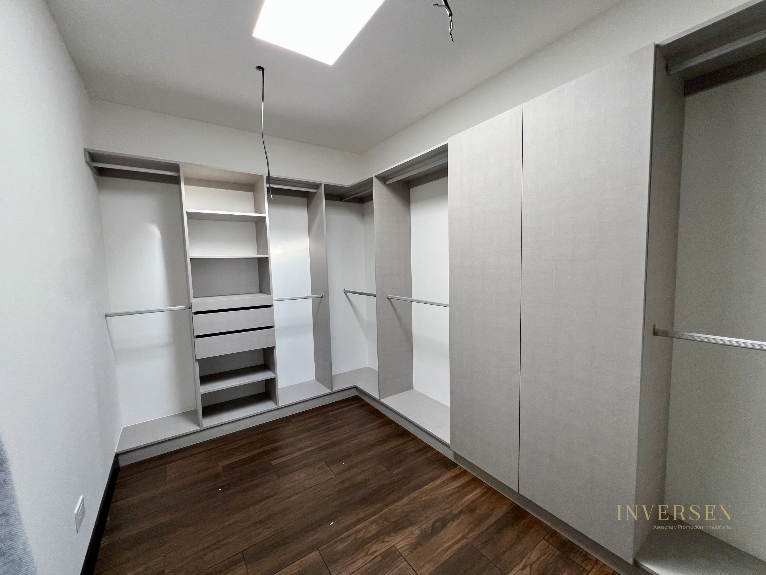 Casa para estrenar en venta en zona 10 - Molie - 11