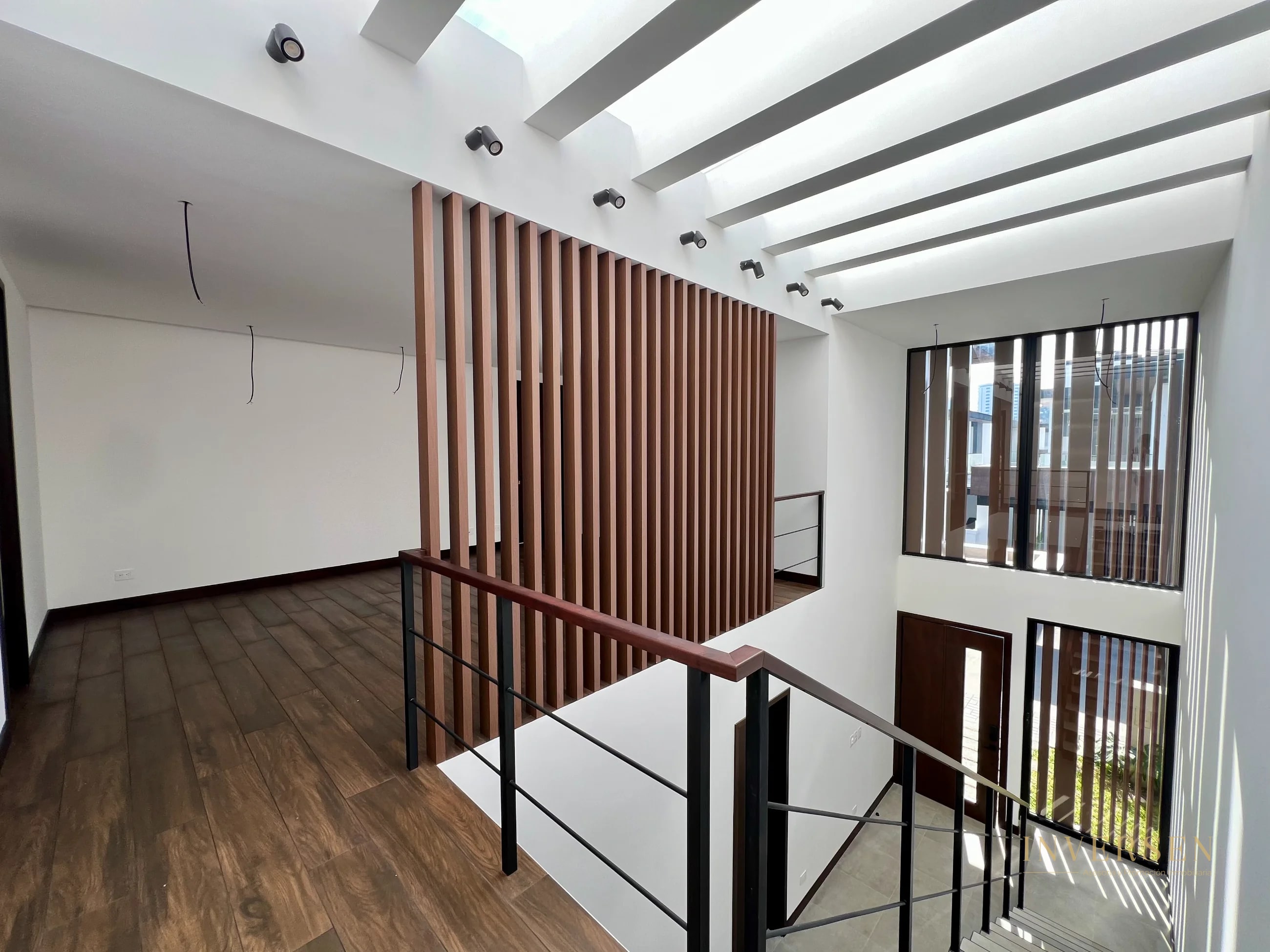Casa para estrenar en venta en zona 10 - Molie - 7