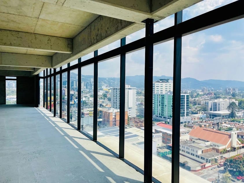 Oficina en Alquiler Edificio 01010 — Oficina en Alquiler en Edificio 01010 (Cero Diez Diez), Zona 10, Guatemala, Ciudad — foto 7 de 11