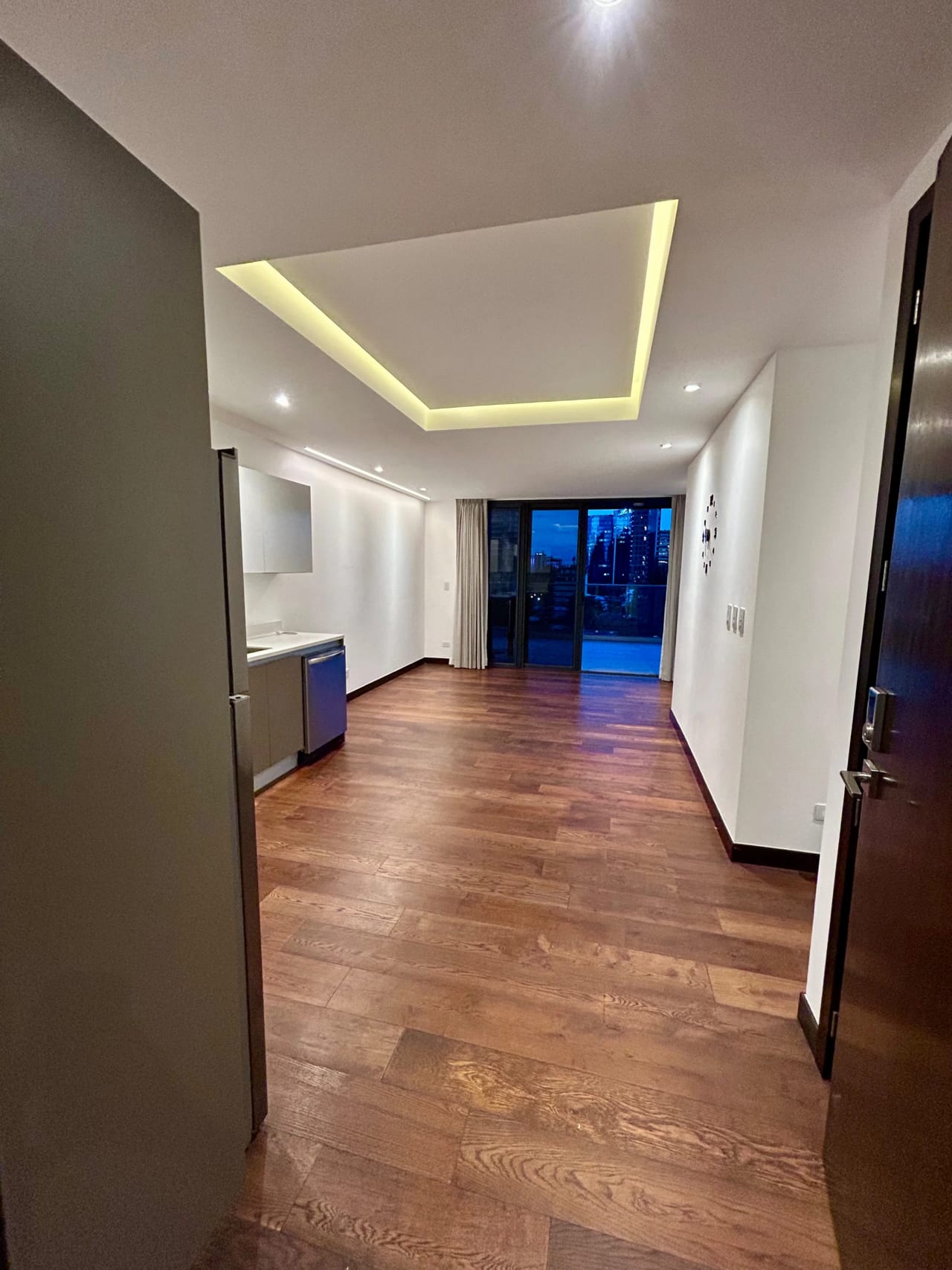 Apartamento en Renta en Zona 10 — Apartamento en Alquiler en Vasanta, Zona 10, Guatemala, Ciudad — foto 15 de 17