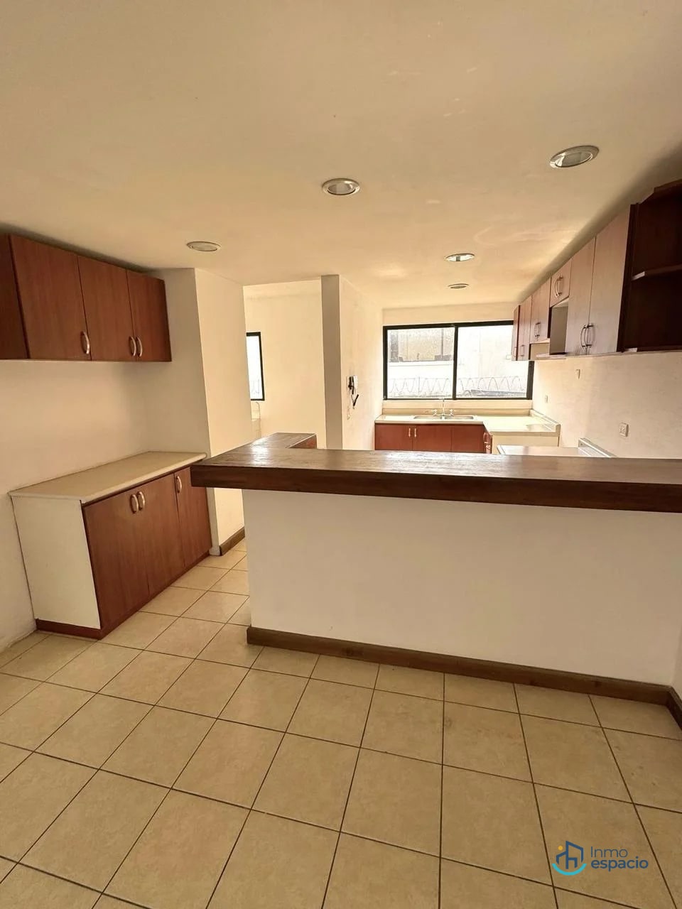 Casa en alquiler en Condominio San Mateo, Boulevard Acatán Zona 16 - 2