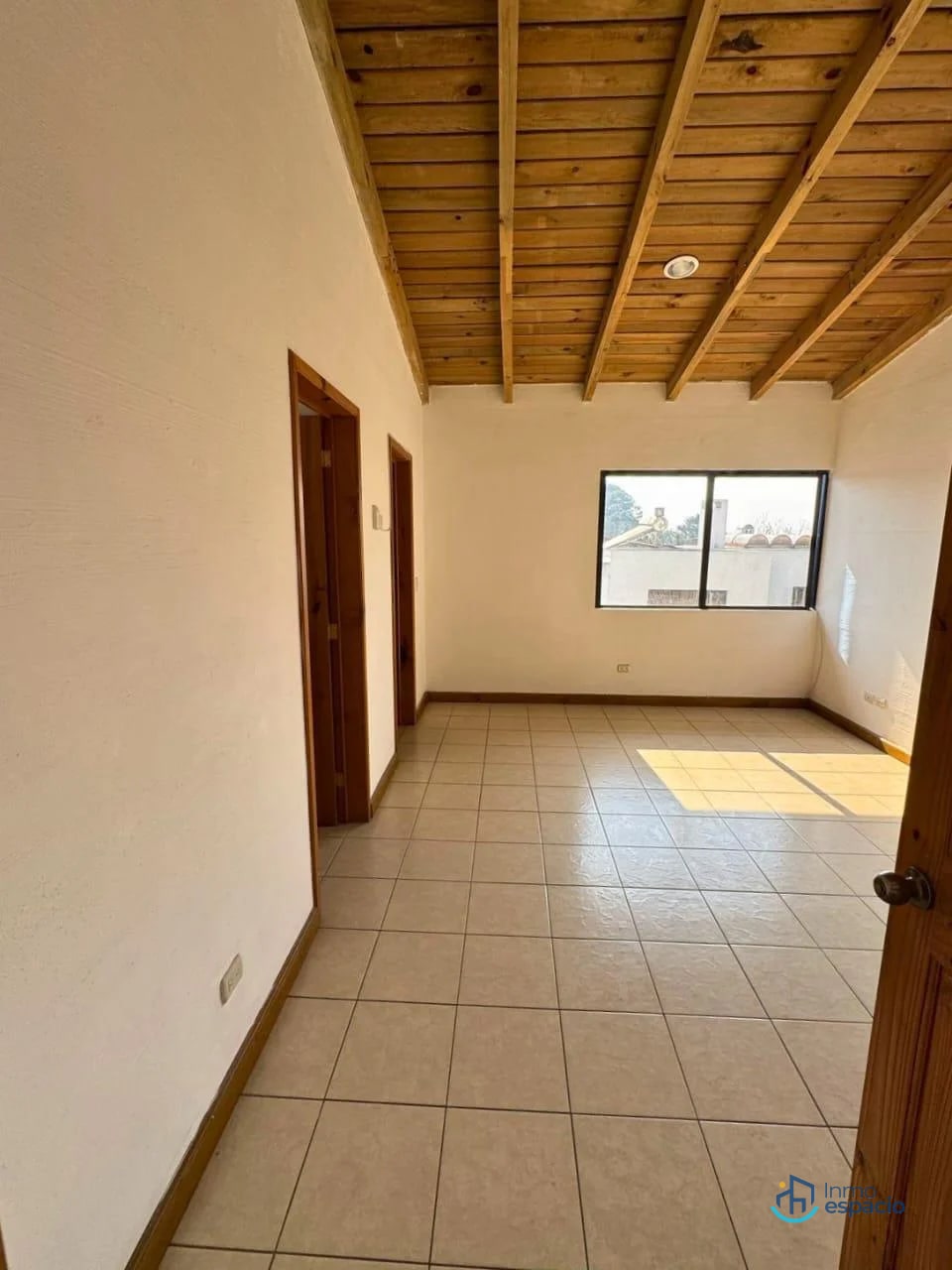 Casa en alquiler en Condominio San Mateo, Boulevard Acatán Zona 16 - 16
