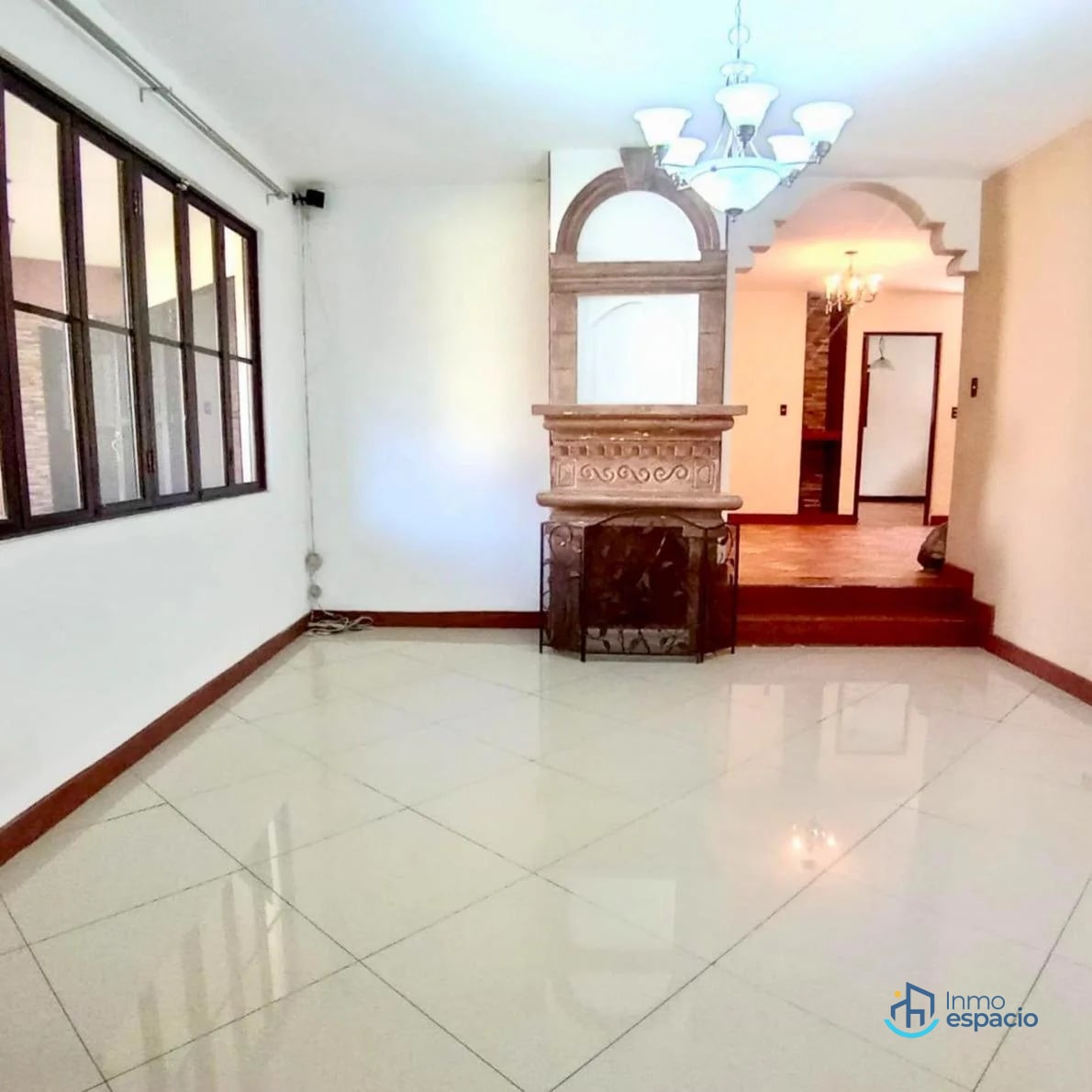 Casa estilo colonial en venta ubicada sobre 20 calle Zona 10, Guatemala - 5