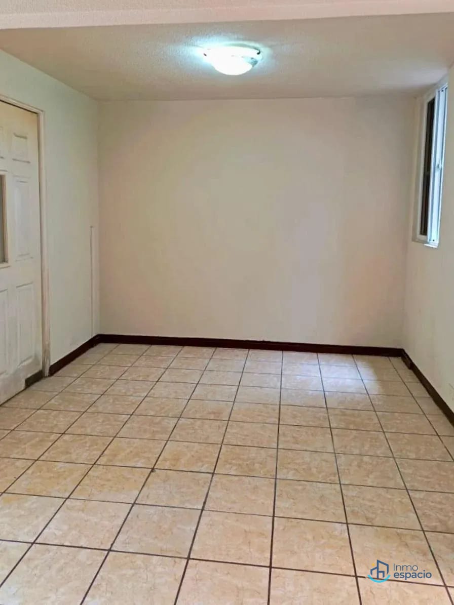 Casa en venta en Colinas de Monte María Sur, Zona 7 Villa Nueva — Casa en Venta en Villa Nueva, Guatemala, Ciudad — foto 2 de 17