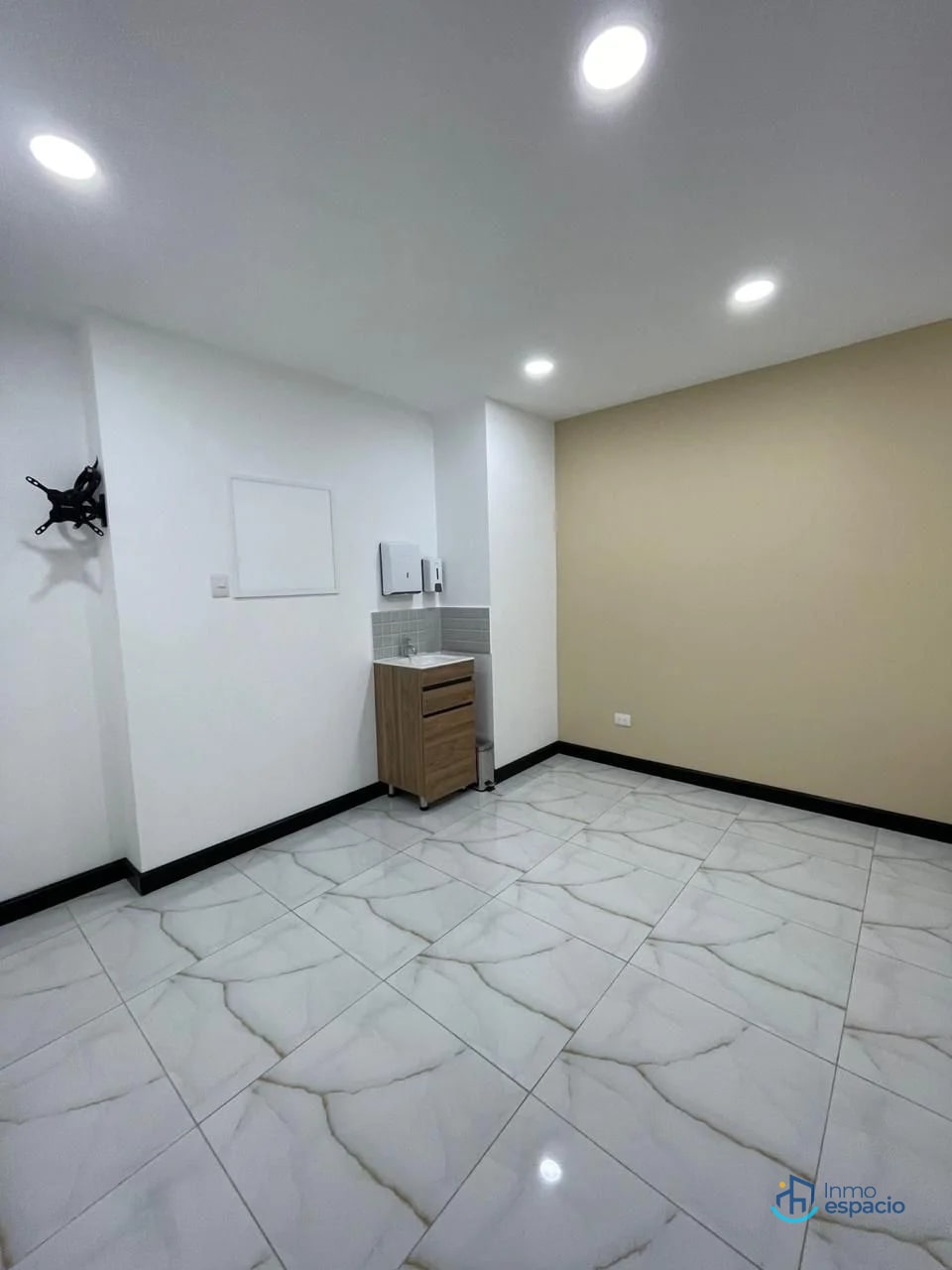 Clínica en renta en Vista Hermosa Zona 15 — Edificio en Alquiler en Prospere 14, Zona 14, Guatemala, Ciudad — foto 9 de 17