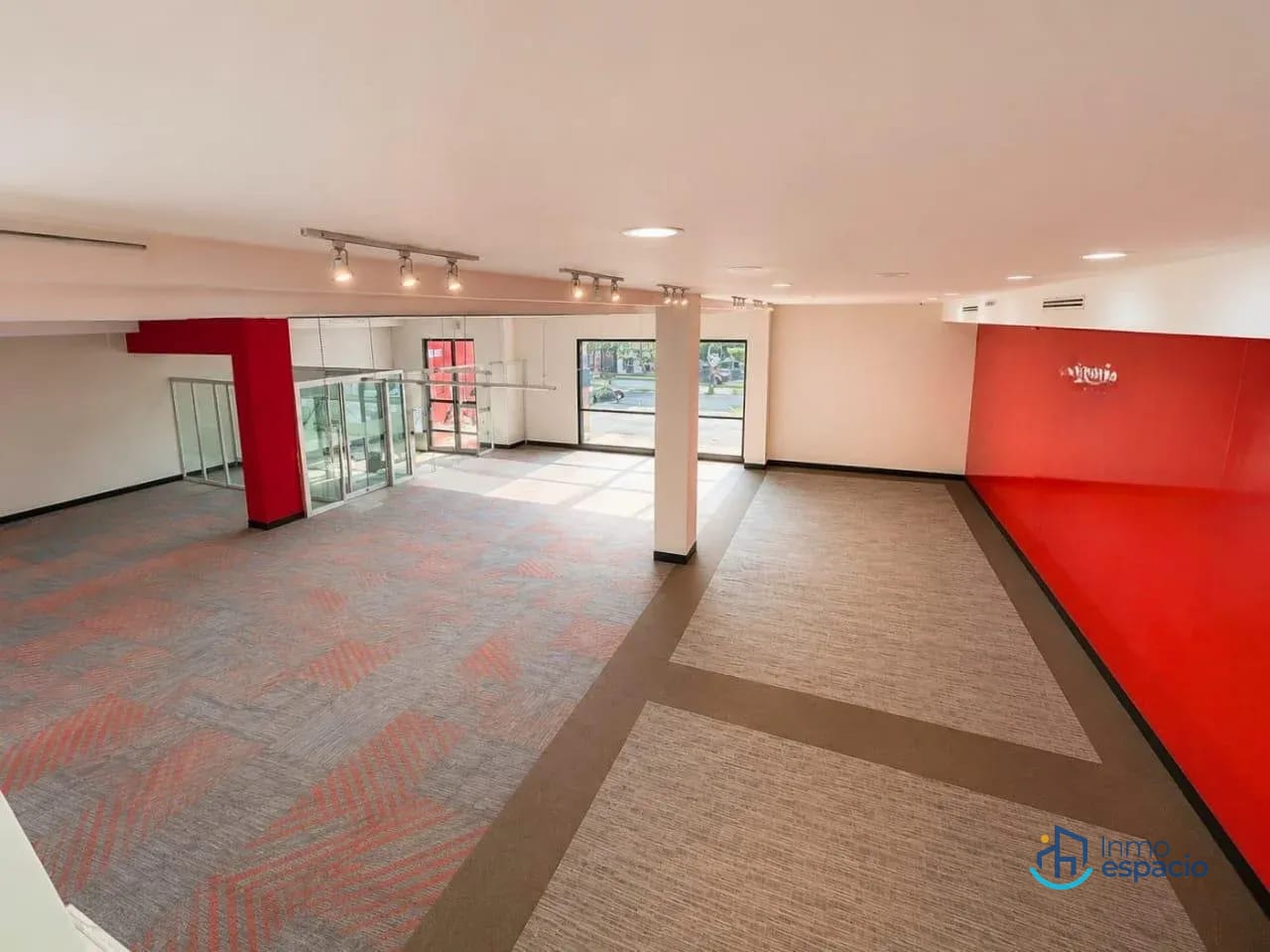 🏢 PROPIEDAD COMERCIAL EN ALQUILER – AVENIDA REFORMA, ZONA 10 — Local en Alquiler en Zona 10, Guatemala, Ciudad — foto 5 de 17