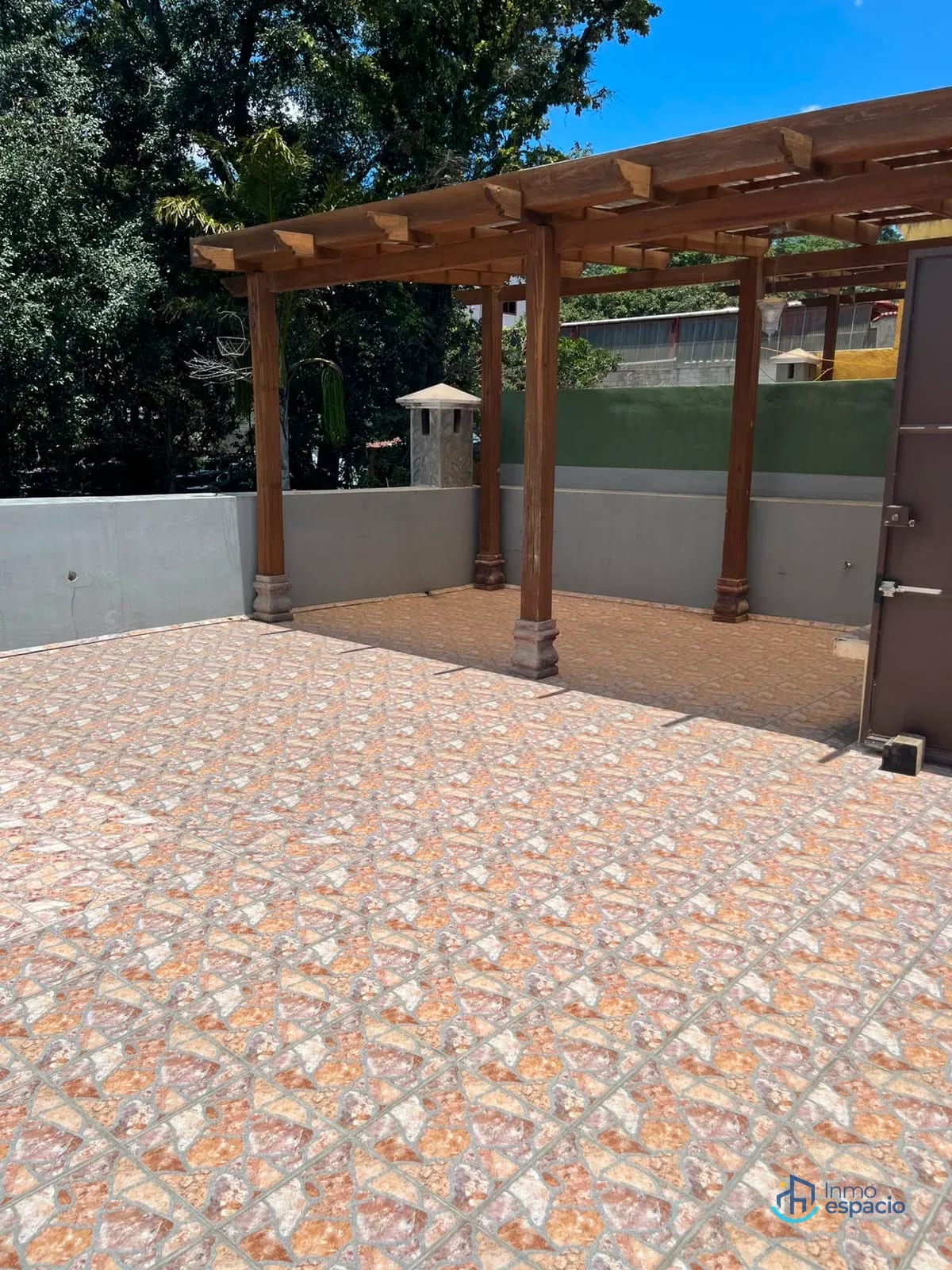 🏡 CASA EN VENTA – ALTOS DE LA ENCINAL 2 — Casa en Venta en El Encinal, Zona 7 Mixco, Guatemala, Ciudad — foto 4 de 17